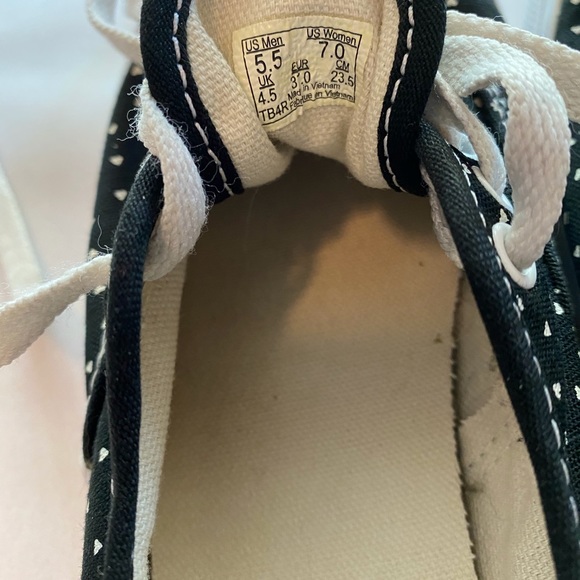 Vans  ✨🖤🤍 💫 - Picture 7 of 7